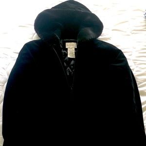 Warm velour coat, gently used